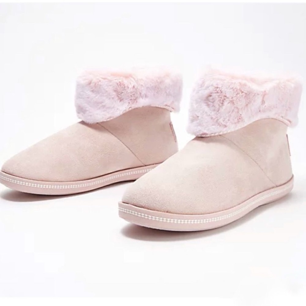 New Skechers Cozy Pink Fur-Lined Women's Booties  Size 9 1/2
